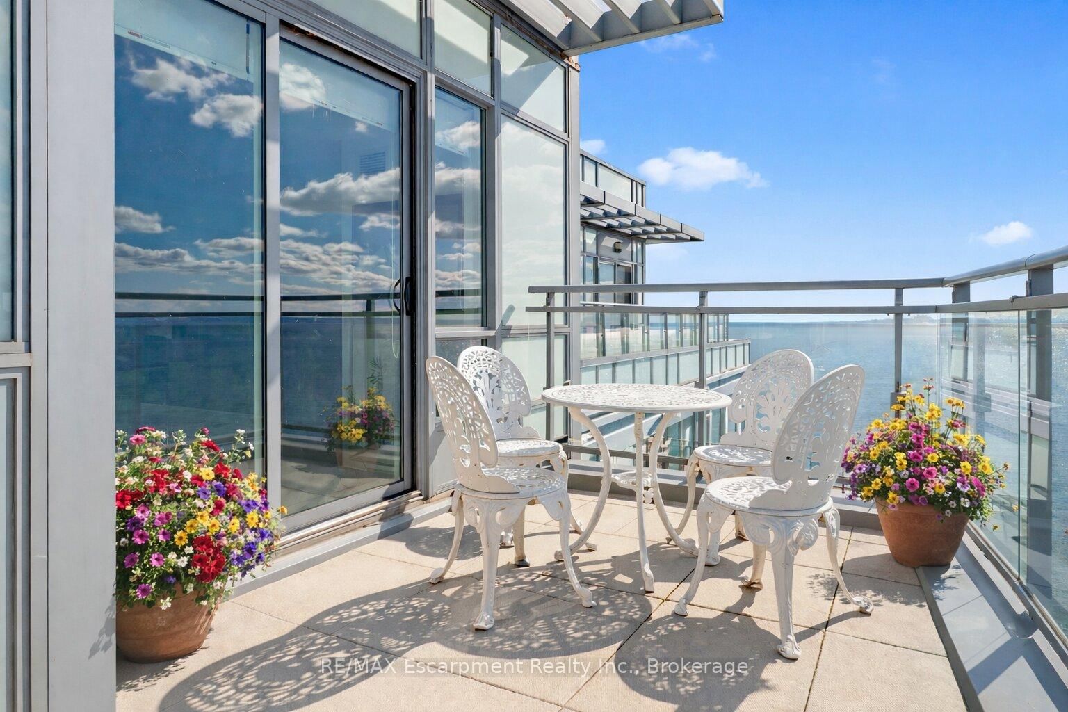 3500 Lakeshore Road W, Unit 827 - Photo 3