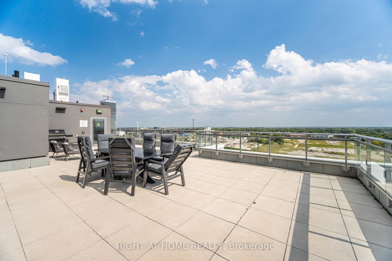 Condo for sale at 101-716 Main St E, Milton, Ontario, L9T 3P6 - Timberlea - MLS: W12985982