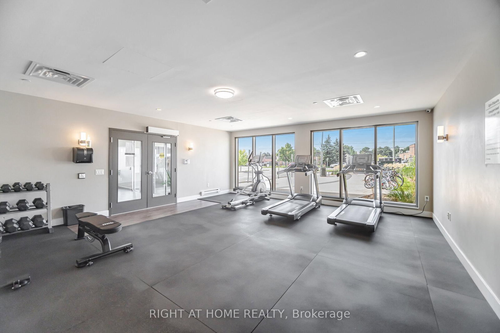 Condo for sale at 101-716 Main St E, Milton, Ontario, L9T 3P6 - Timberlea - MLS: W12985982