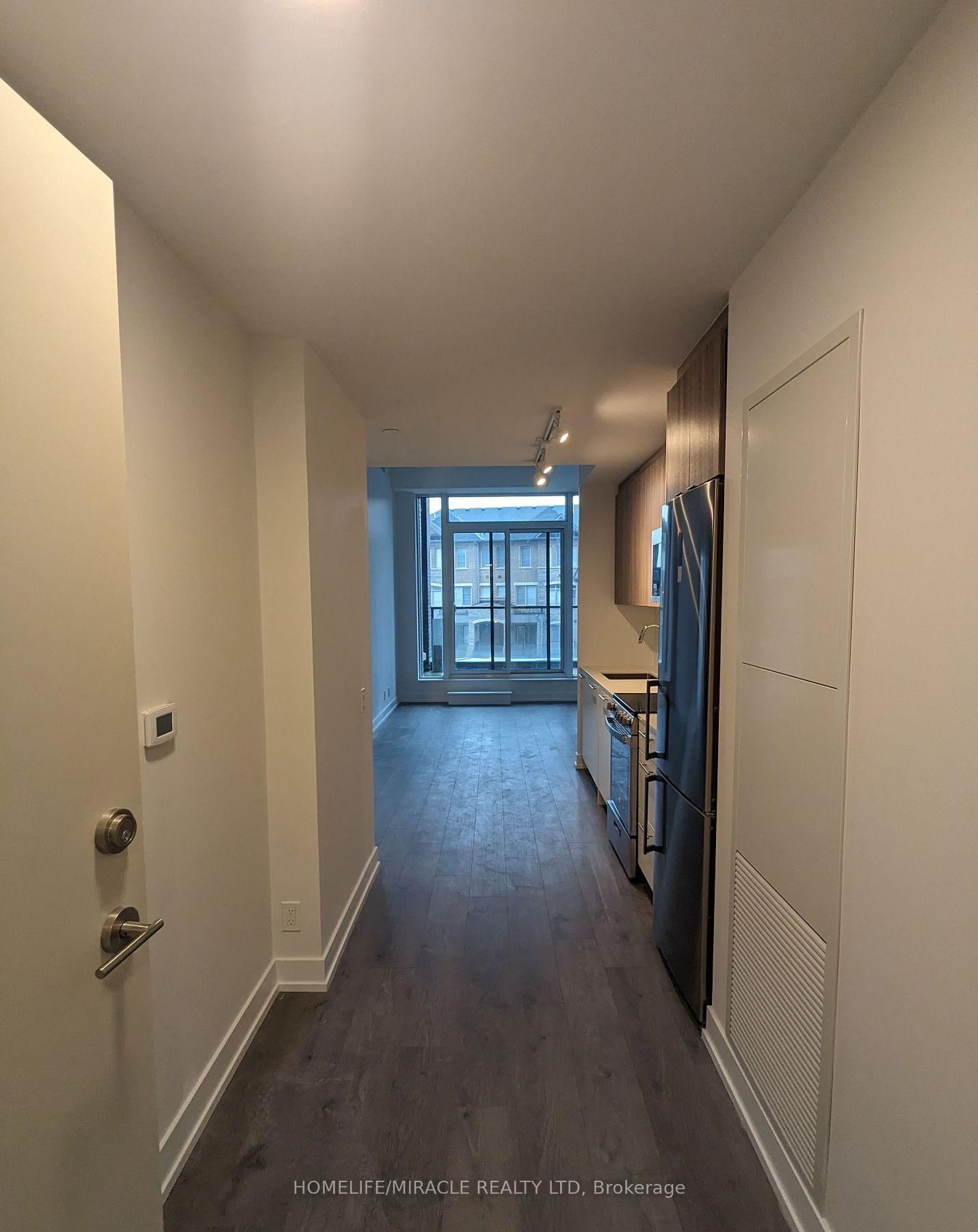 215 veterans Drive, Unit 212 - Photo 2