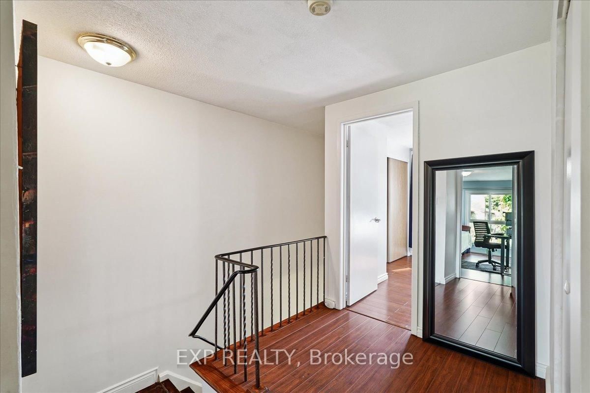 Townhouse for sale at 65 Greenwich Circle, Brampton, Ontario, L6S 2E8 - Northgate - MLS: W12986022