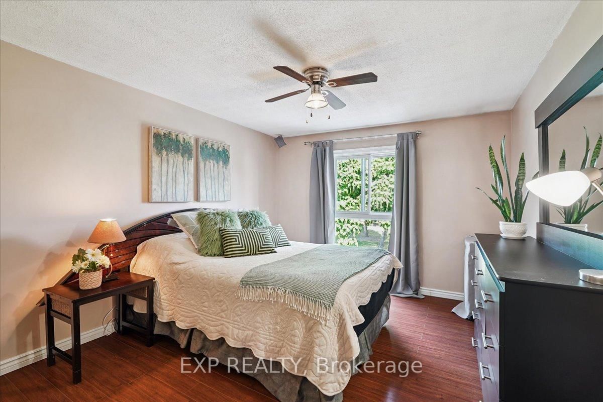 Townhouse for sale at 65 Greenwich Circle, Brampton, Ontario, L6S 2E8 - Northgate - MLS: W12986022