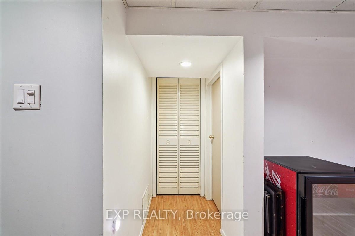 Townhouse for sale at 65 Greenwich Circle, Brampton, Ontario, L6S 2E8 - Northgate - MLS: W12986022