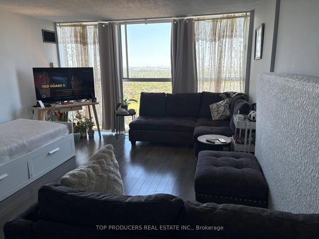 2706 - 4205 Shipp Drive