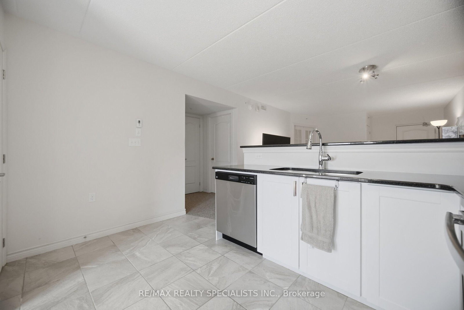 1460 Main Street E, Unit 107 - Photo 16