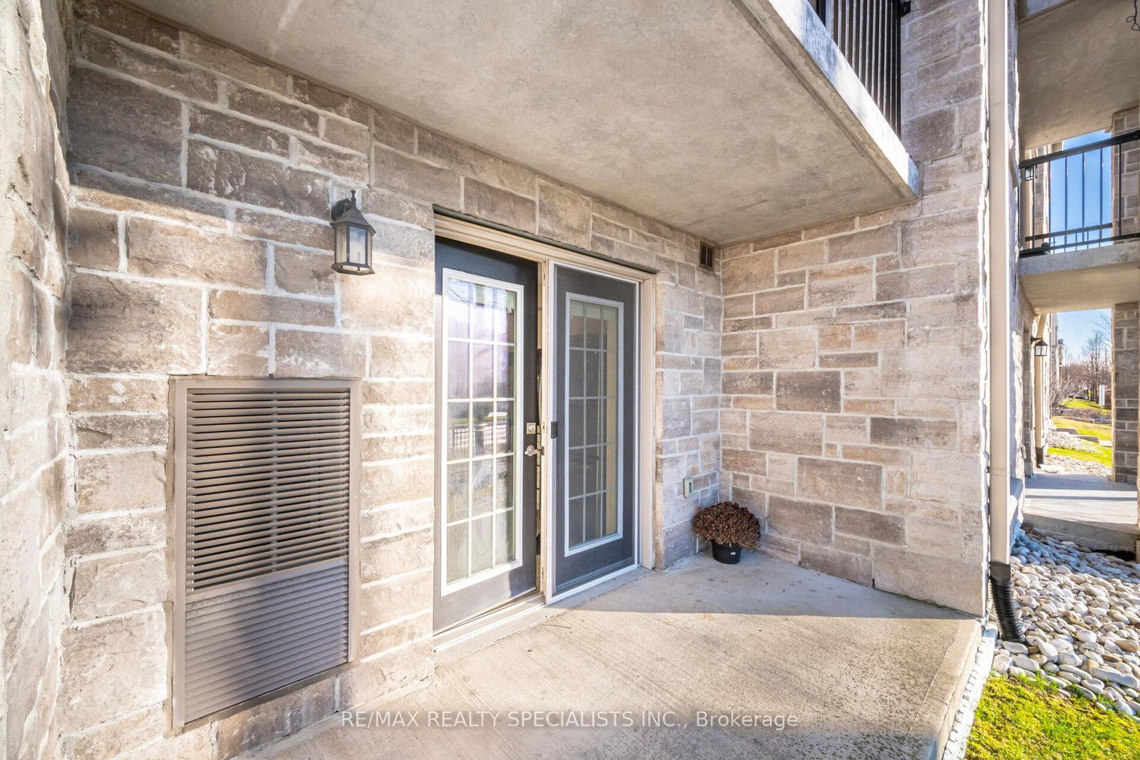 1460 Main Street E, Unit 107 - Photo 28