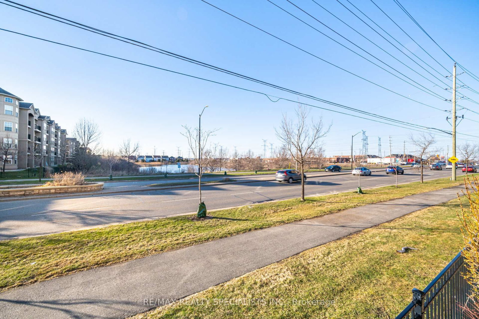 Condo for sale at 107-1460 Main Street, Milton, Ontario, L9T 8W5 - Dempsey - MLS: W12986126