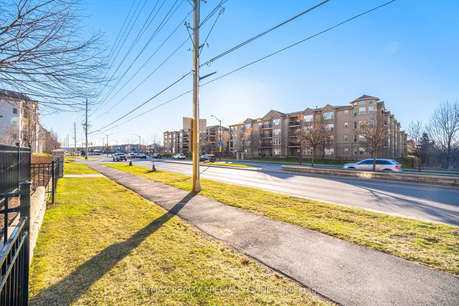 Condo for sale at 107-1460 Main Street, Milton, Ontario, L9T 8W5 - Dempsey - MLS: W12986126