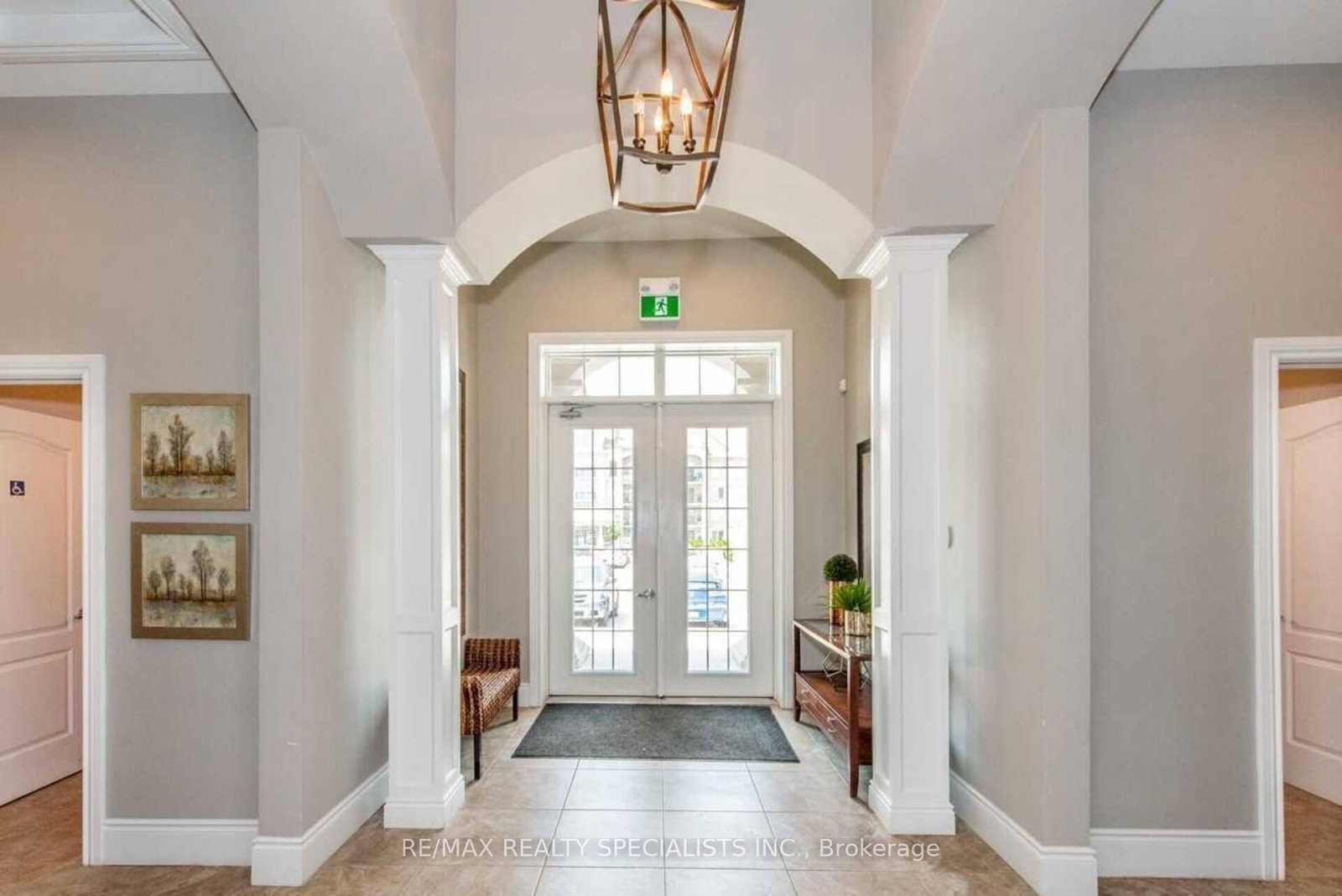 Condo for sale at 107-1460 Main Street, Milton, Ontario, L9T 8W5 - Dempsey - MLS: W12986126