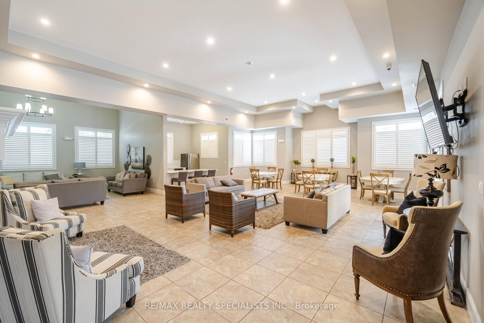 Condo for sale at 107-1460 Main Street, Milton, Ontario, L9T 8W5 - Dempsey - MLS: W12986126