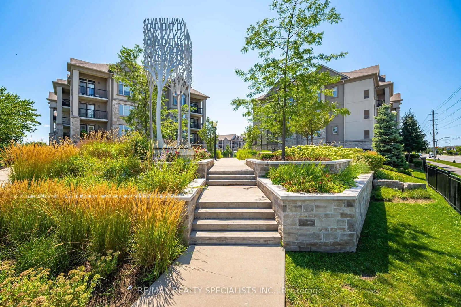 1460 Main Street E, Unit 107 - Photo 43