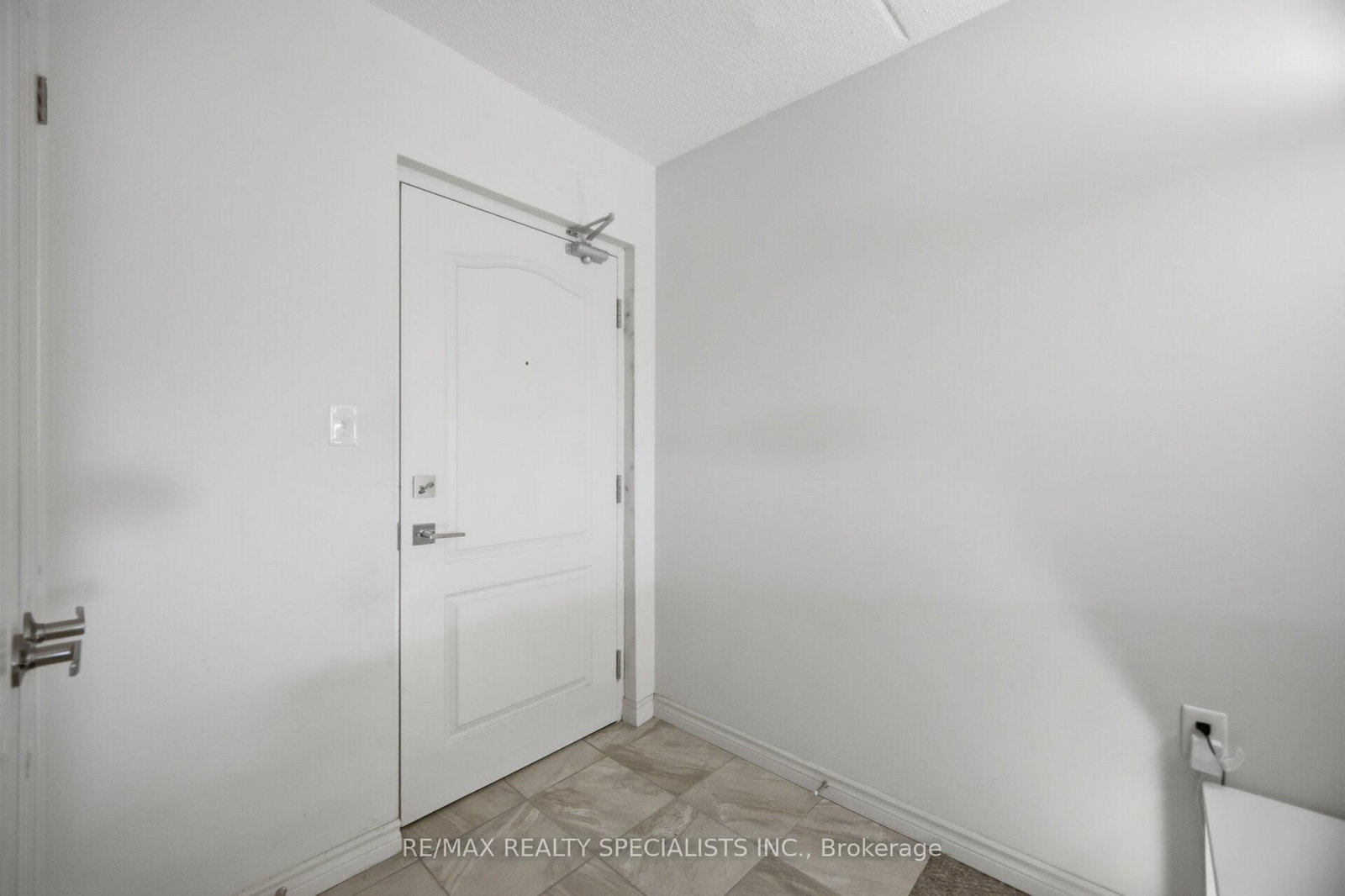 1460 Main Street E, Unit 107 - Photo 6