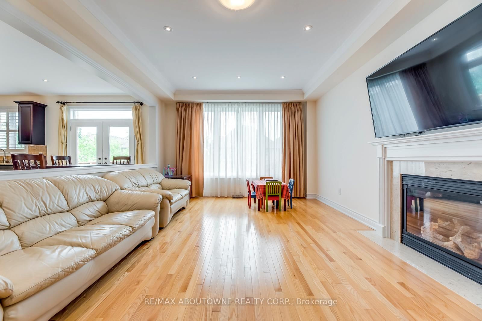 2481 Taylorwood Drive - Photo 11