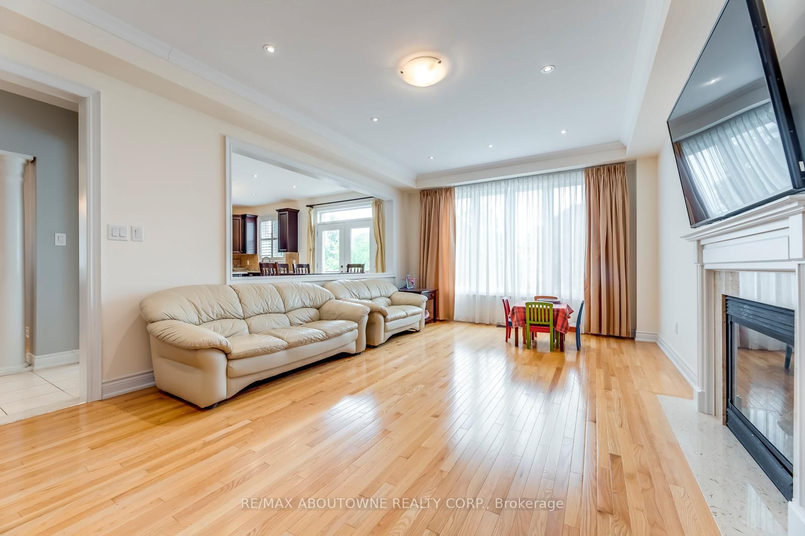 2481 Taylorwood Drive - Photo 12