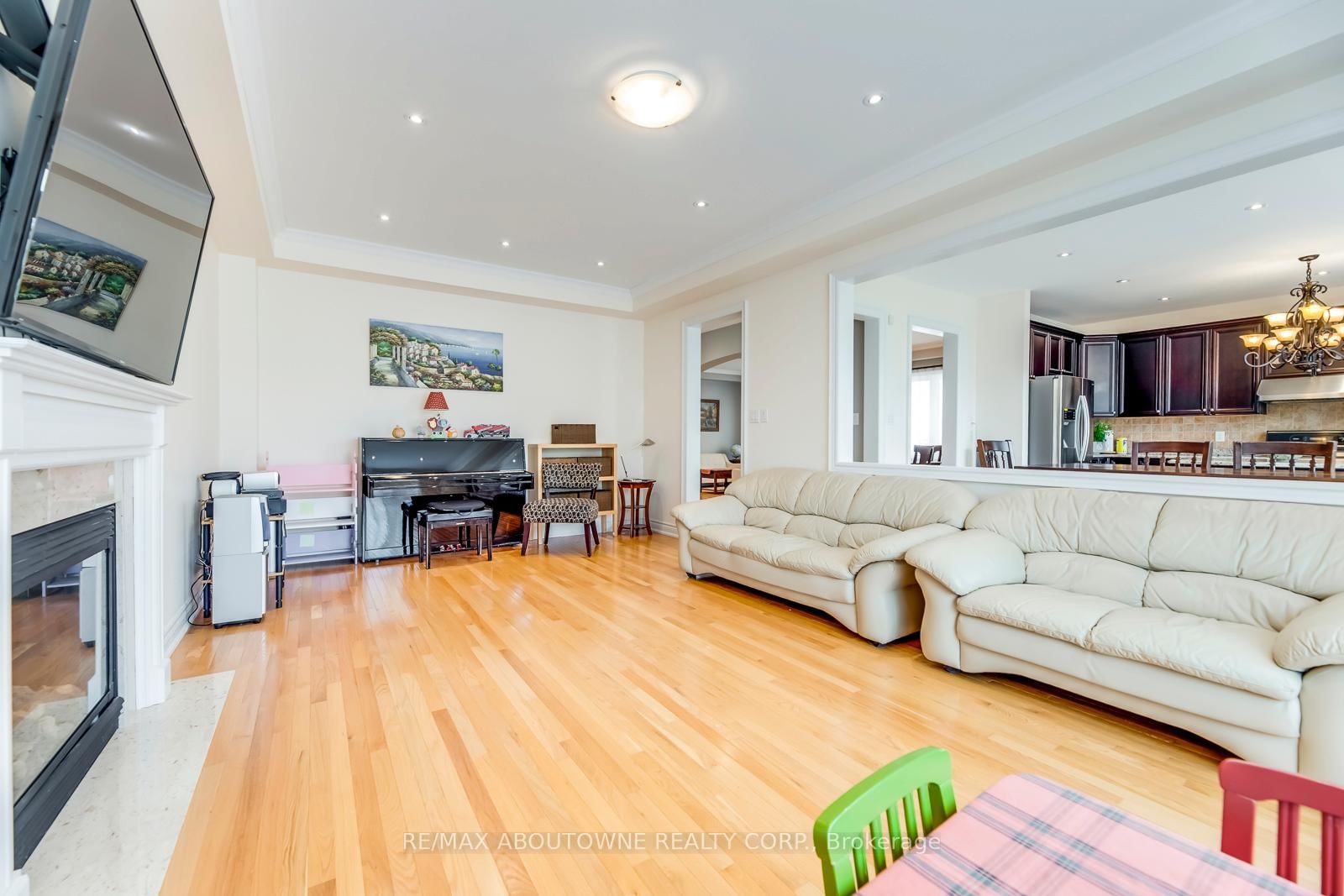 2481 Taylorwood Drive - Photo 14