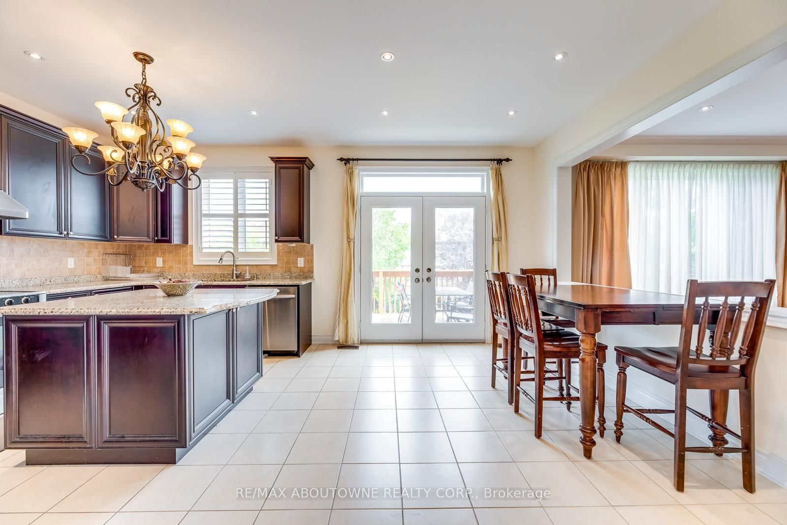 2481 Taylorwood Drive - Photo 15