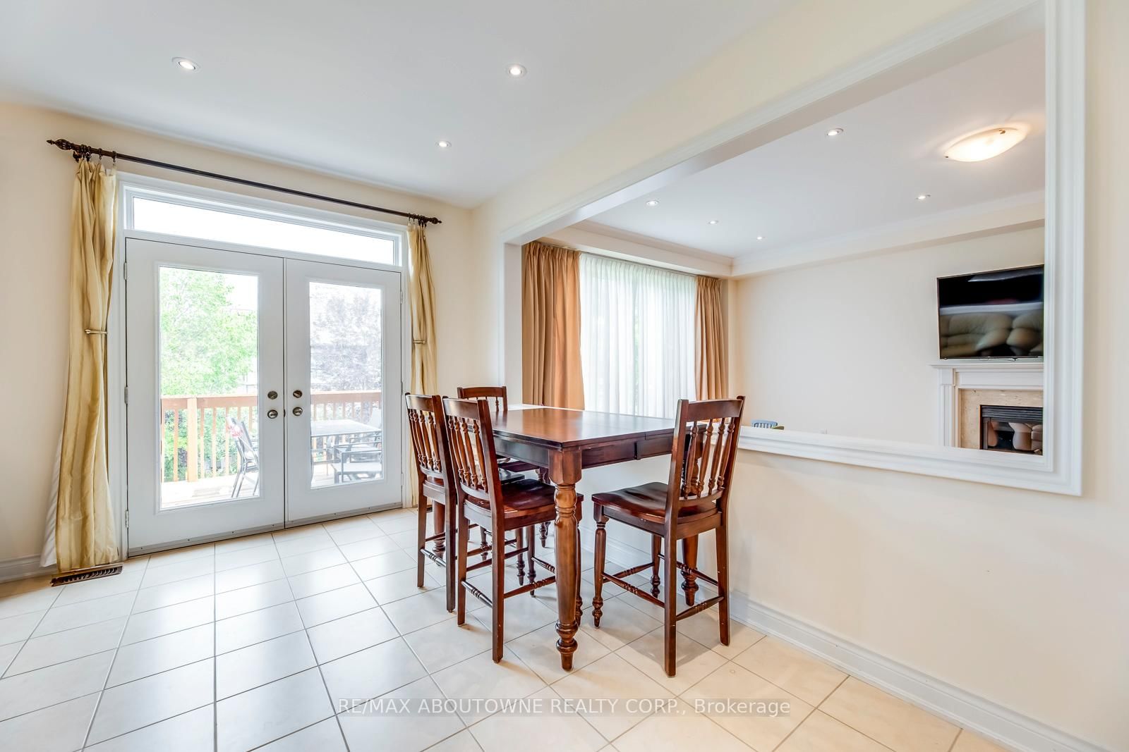 2481 Taylorwood Drive - Photo 16