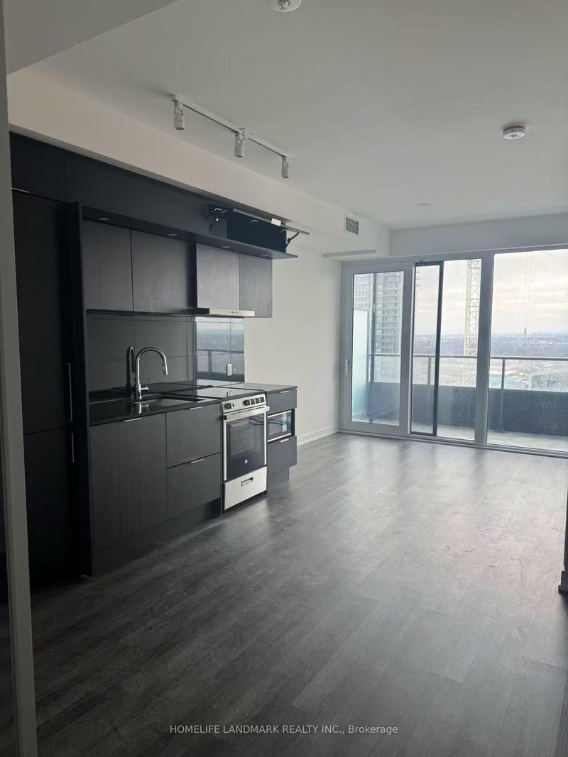 home for lease on 3601-448 Burnhamthorpe Road W