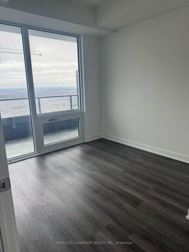 3601 - 448 Burnhamthorpe Road W