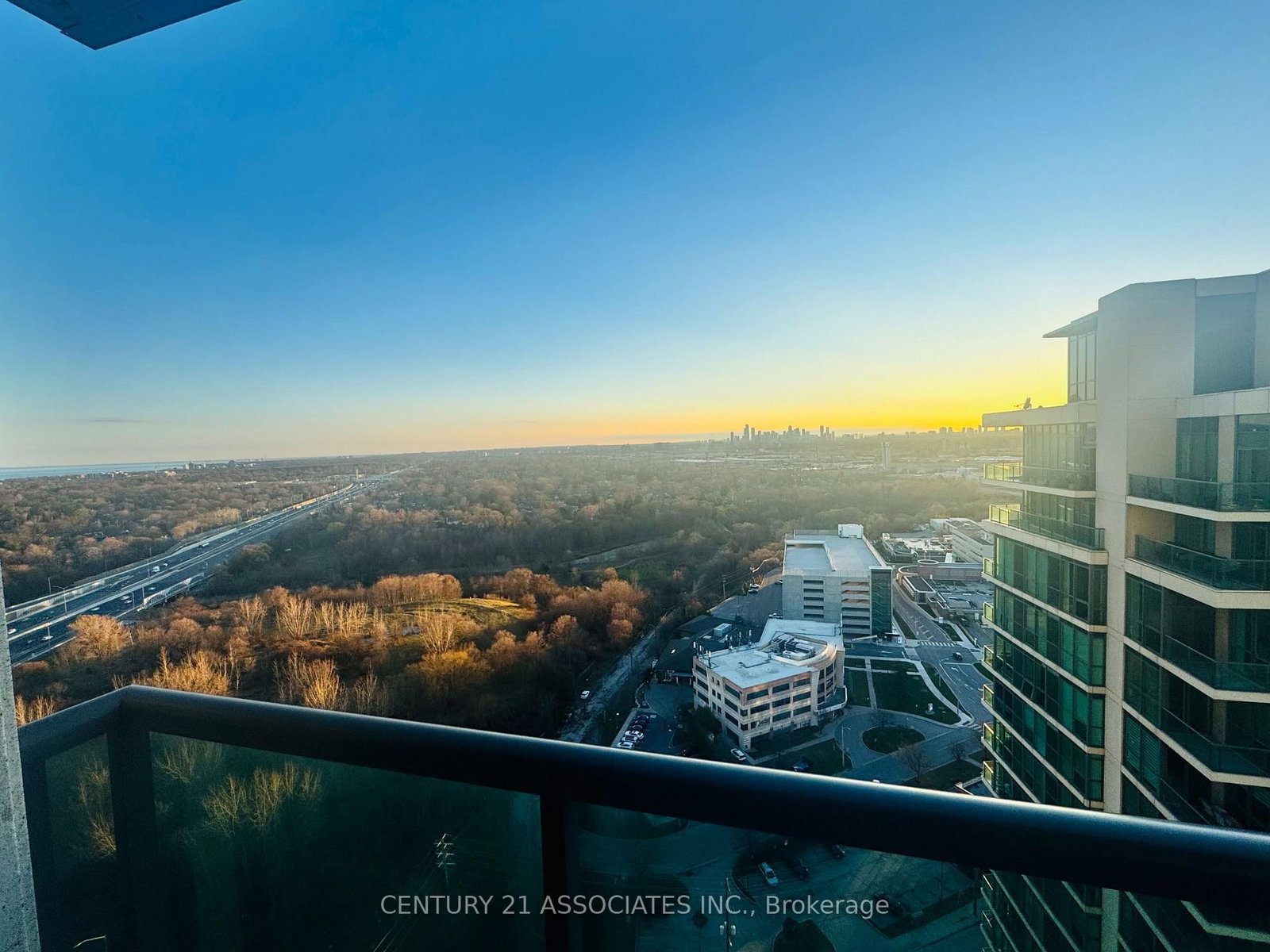 225 Sherway Gardens Road, Unit 2802 - Photo 27