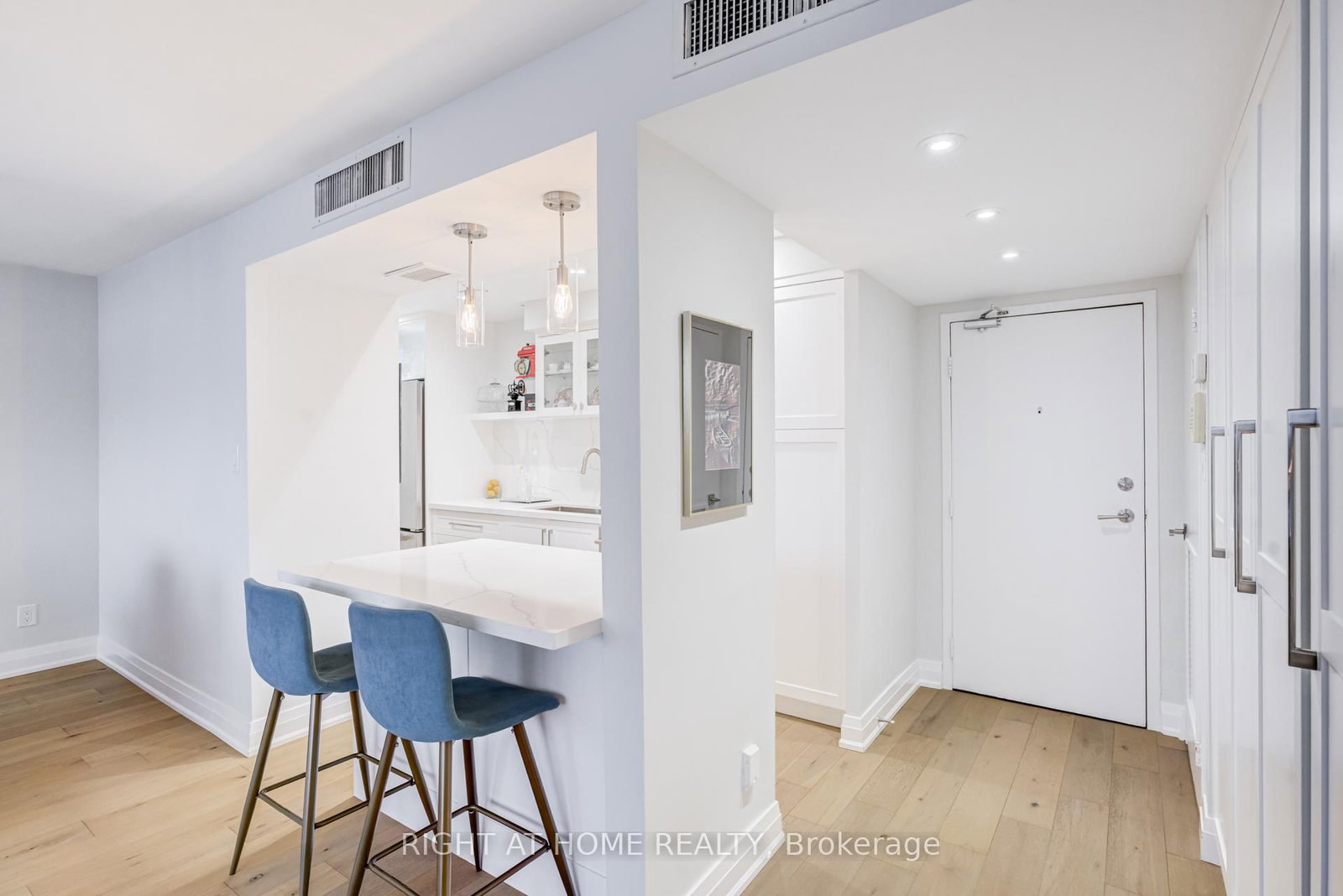 1333 Bloor Street, Unit 606 - Photo 12