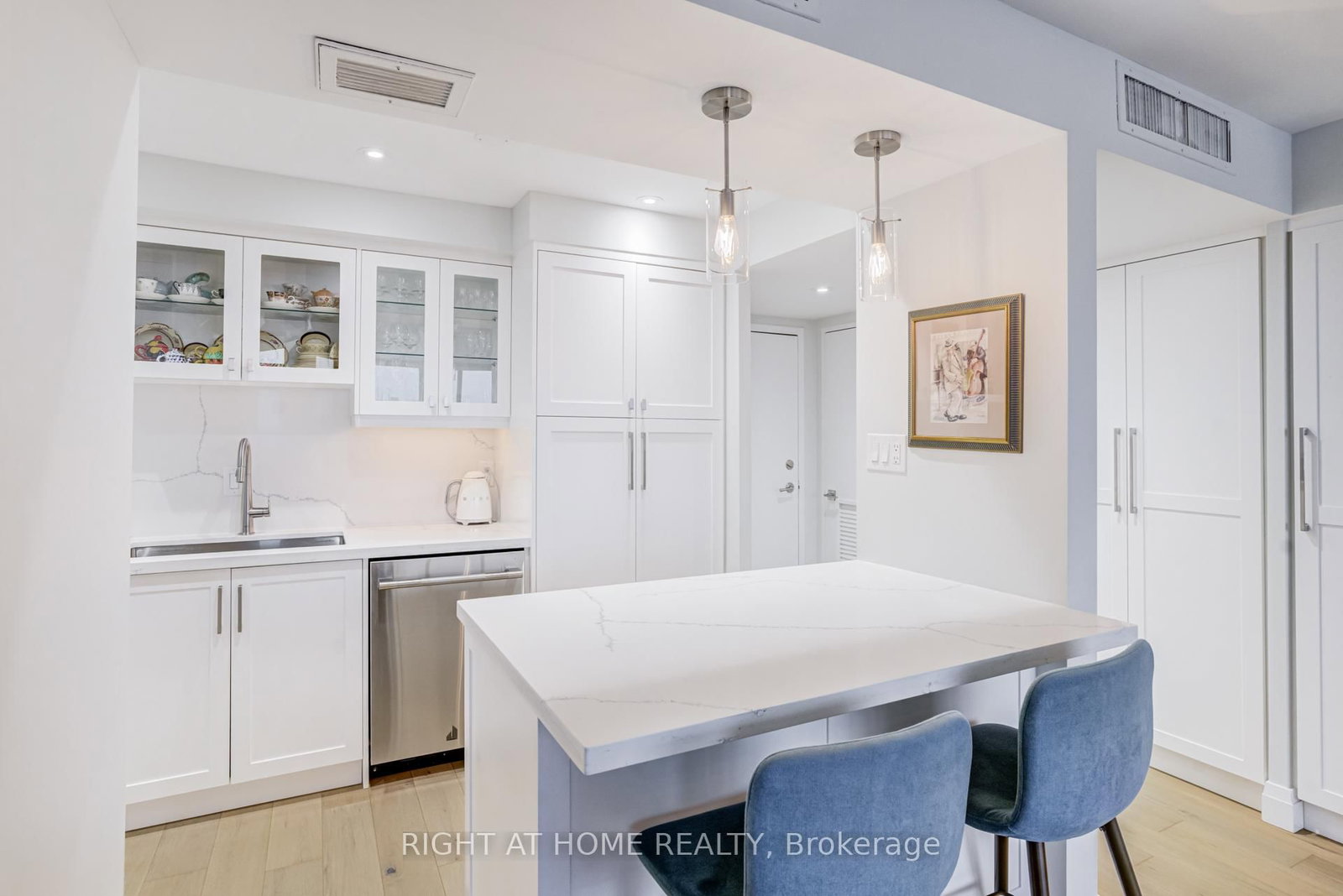 1333 Bloor Street, Unit 606 - Photo 13