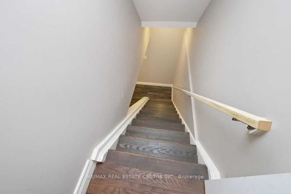 Detached House for sale at 14 Borden Hill Court, Brampton, Ontario, L6S 3K7 - Central Park - MLS: W12986418