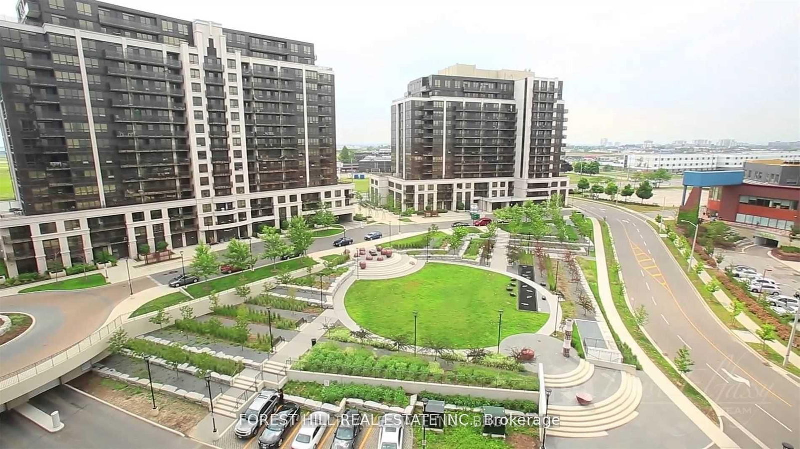 1 De Boers Drive, Unit 316