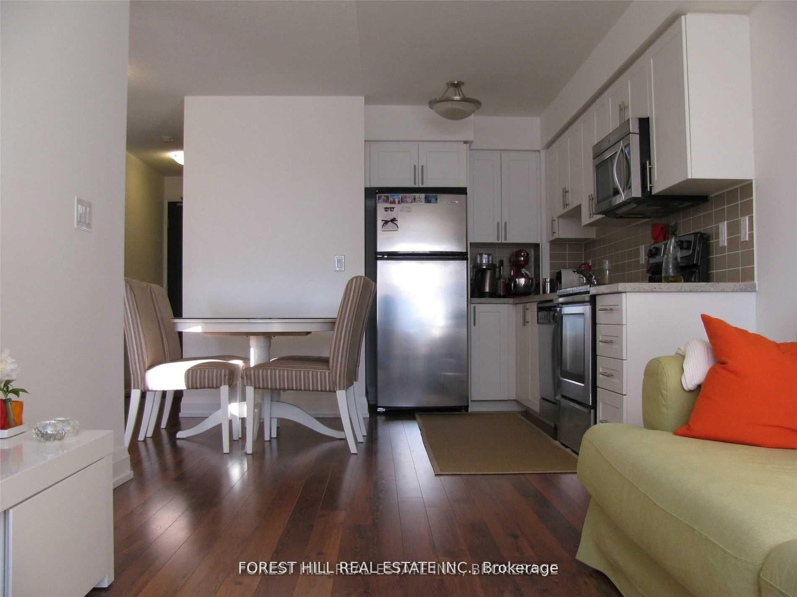 1 De Boers Drive, Unit 316 - Photo 4