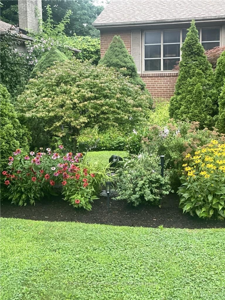 Detached House for sale at 1051 Melvin Avenue, Oakville, Ontario, L6J 2V8 - Morrison - MLS: W12986568