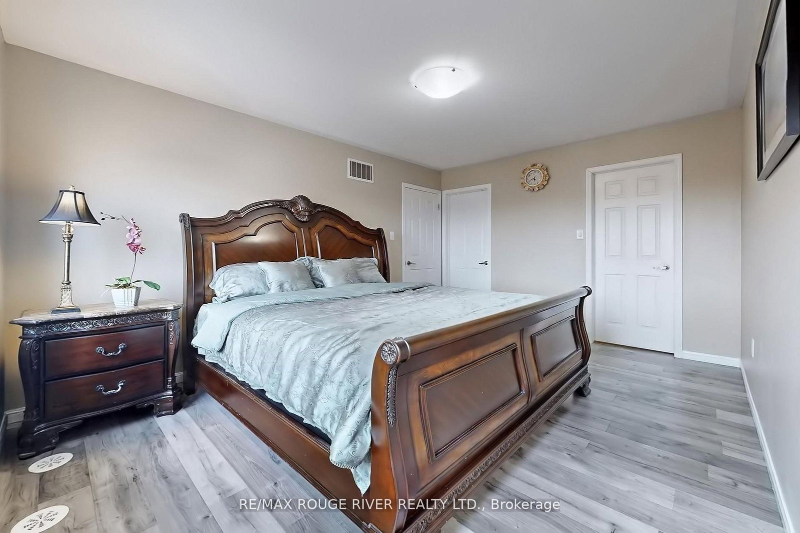 Townhouse for sale at 90 Suitor Court, Milton, Ontario, L9T 8R9 - Willmott - MLS: W12986584