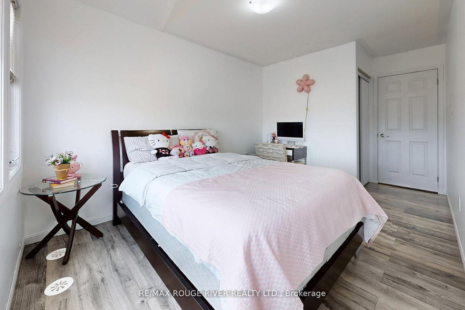 Townhouse for sale at 90 Suitor Court, Milton, Ontario, L9T 8R9 - Willmott - MLS: W12986584