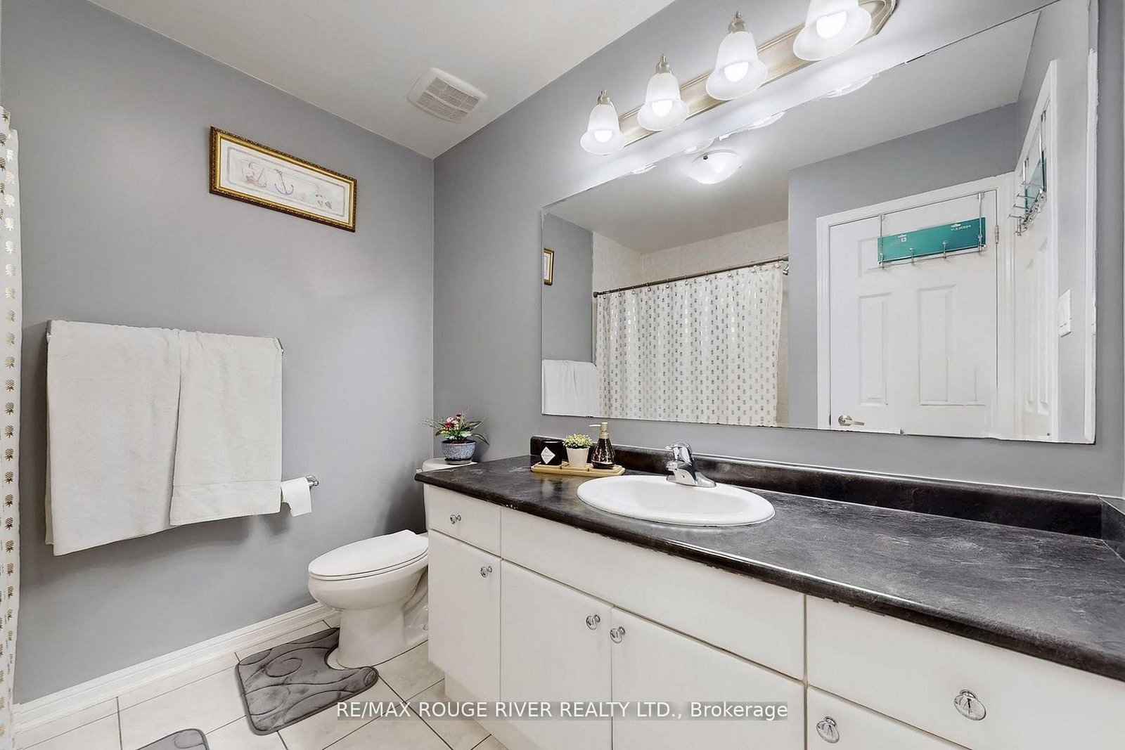 Townhouse for sale at 90 Suitor Court, Milton, Ontario, L9T 8R9 - Willmott - MLS: W12986584