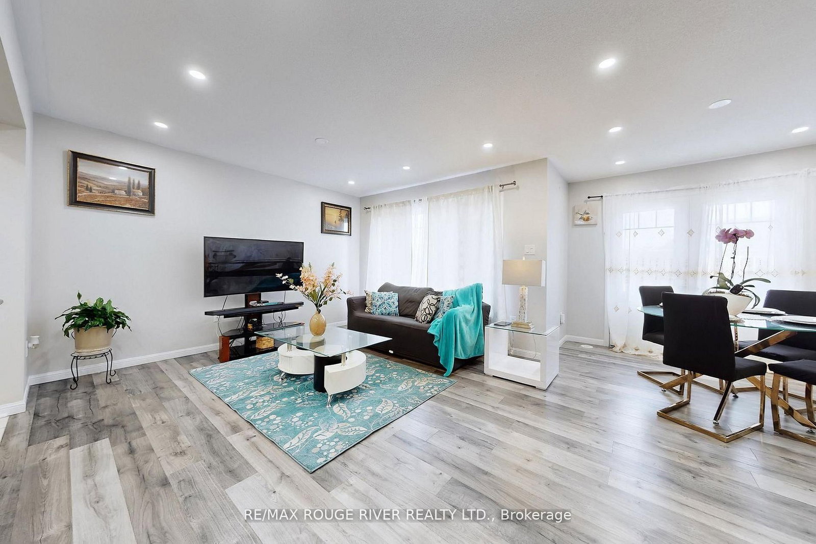 Townhouse for sale at 90 Suitor Court, Milton, Ontario, L9T 8R9 - Willmott - MLS: W12986584