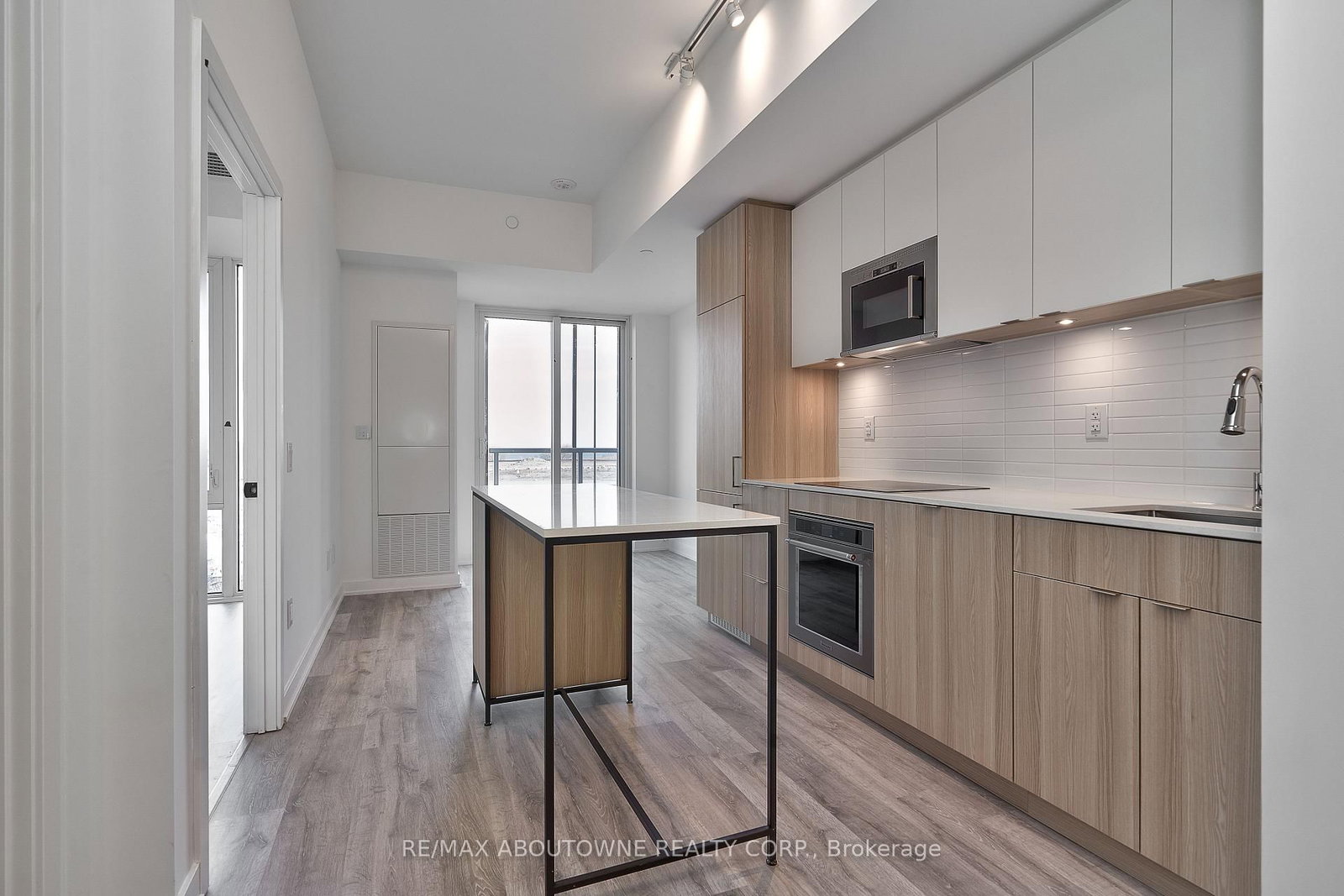 220 MISSINNIHE Way W, Unit 308 - Photo 5