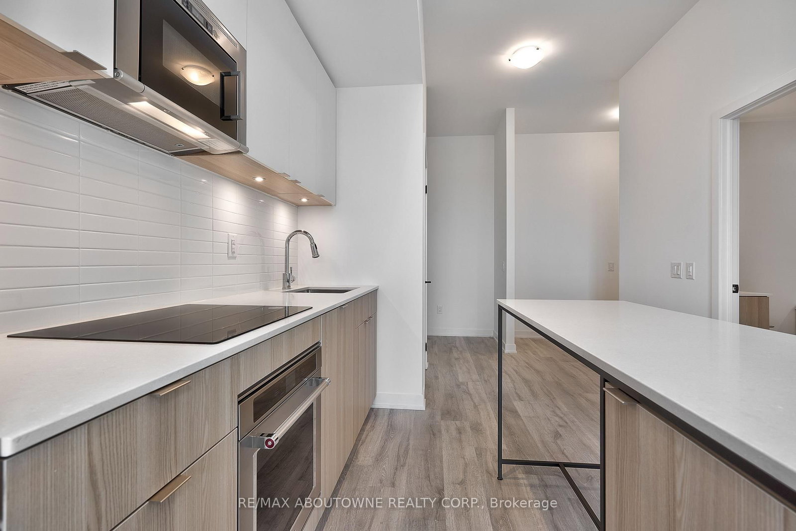 220 MISSINNIHE Way W, Unit 308 - Photo 7