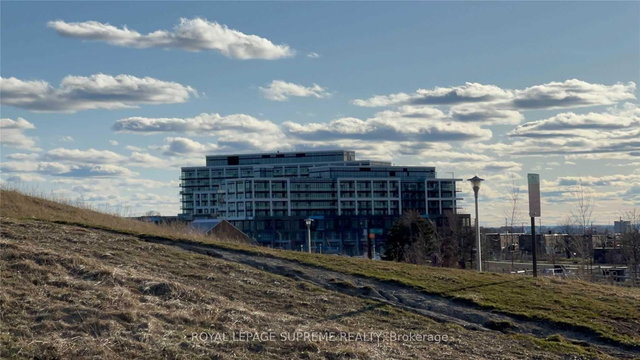 417 - 60 George Butchart Drive