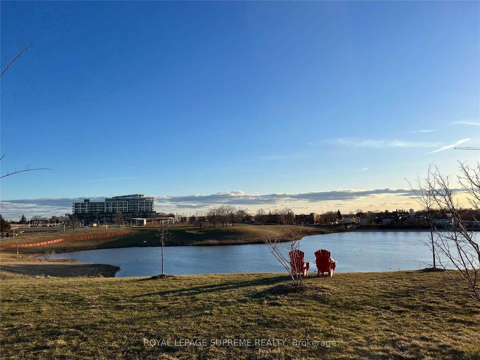 60 George Butchart Drive, Unit 417 - Photo 3