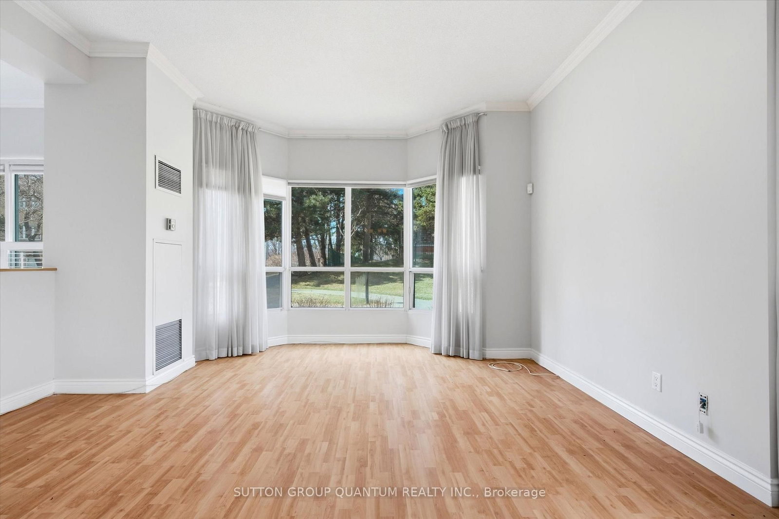 Condo for sale at 102-100 Millside Drive, Milton, Ontario, L9T 5E3 - Old Milton - MLS: W12986634