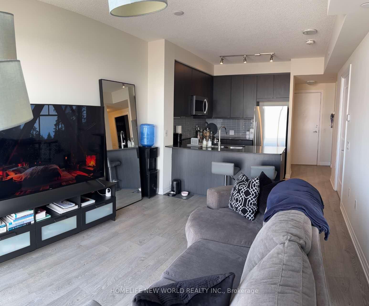 50 Thomas Riley Road N, Unit 1806