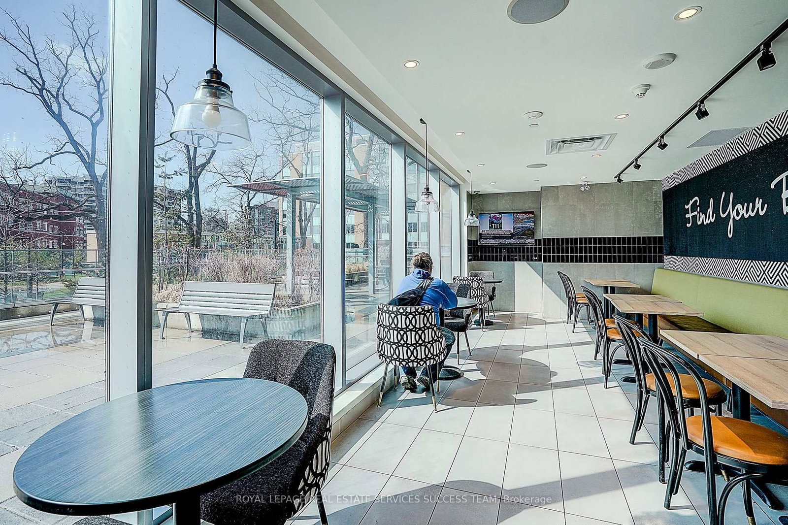 1230 North Shore Boulevard, Unit 2B - Photo 16