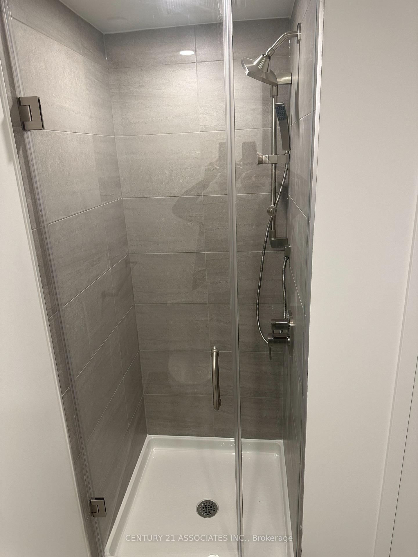 1 Fairview Road E, Unit 2310 - Photo 17