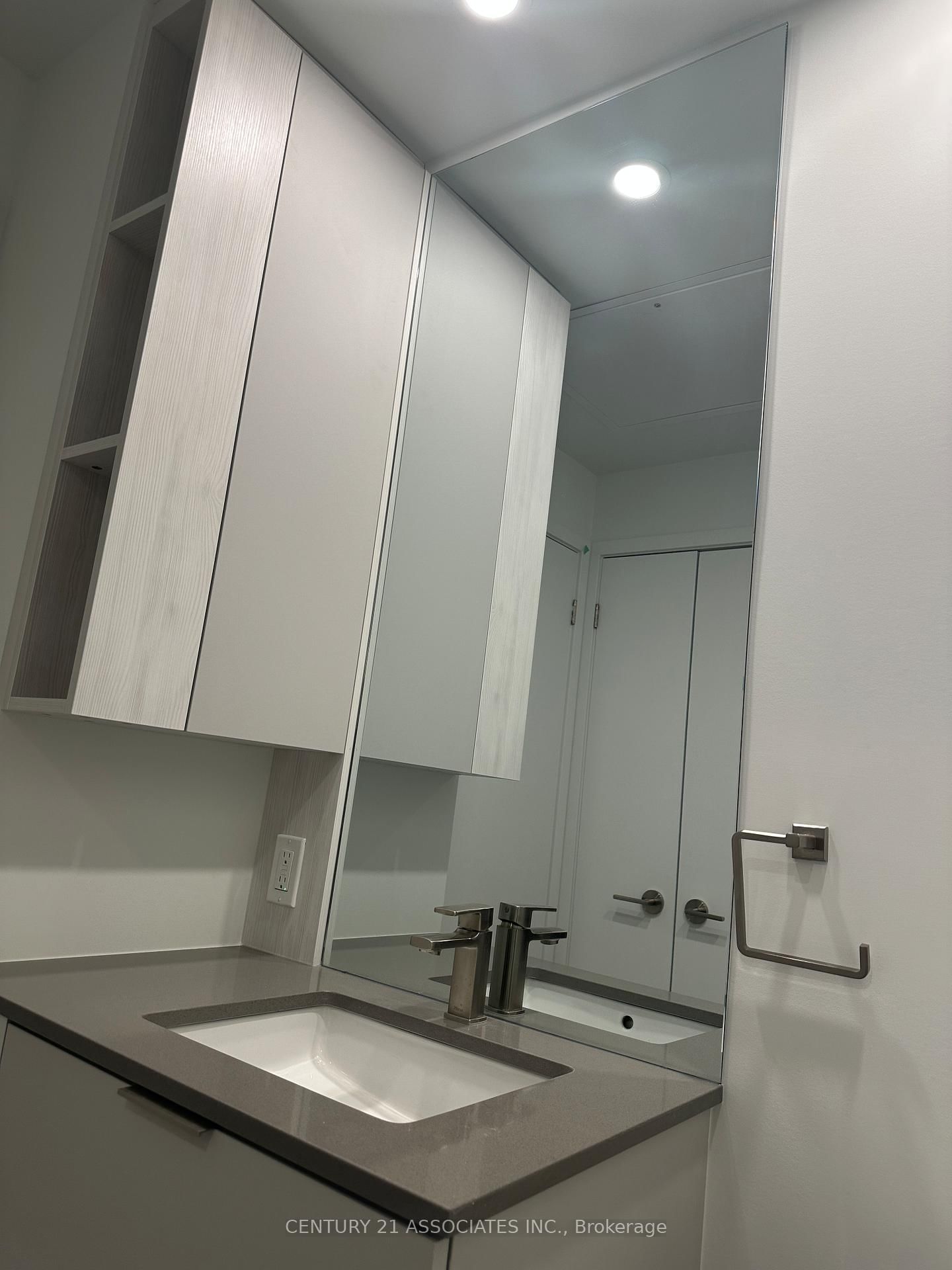 1 Fairview Road E, Unit 2310 - Photo 18