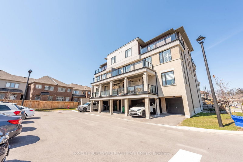 home for sale on 3-10 Knotsberry Circle