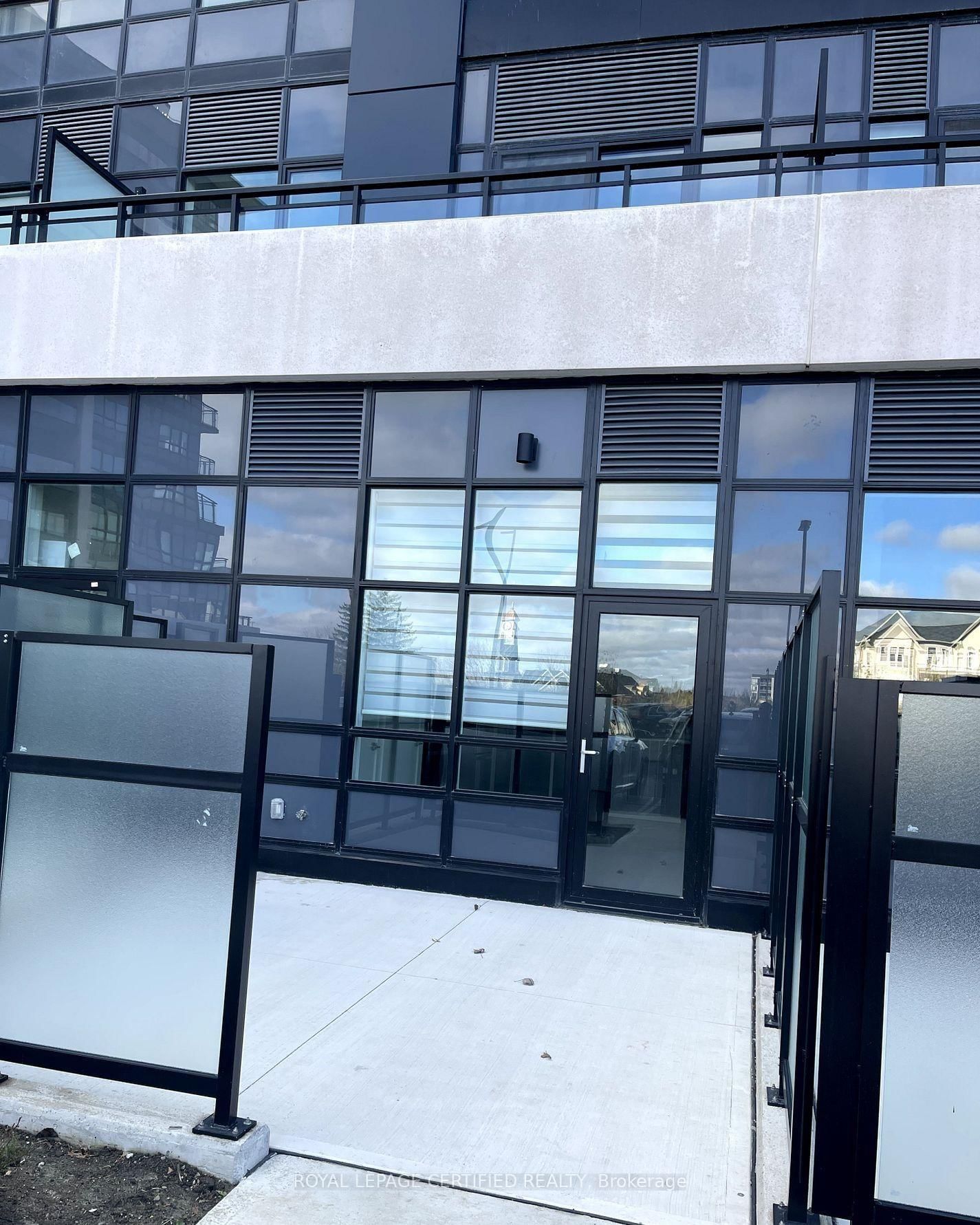 395 Dundas Street, Unit 131 - Photo 20