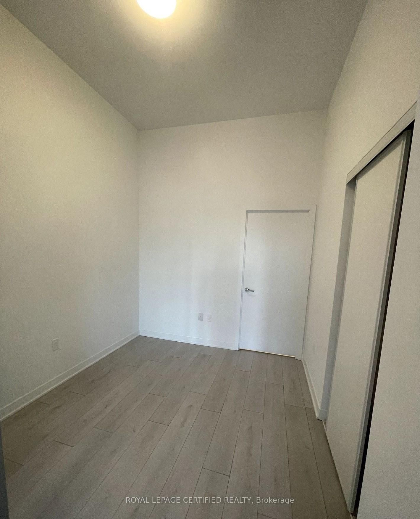 395 Dundas Street, Unit 131 - Photo 7