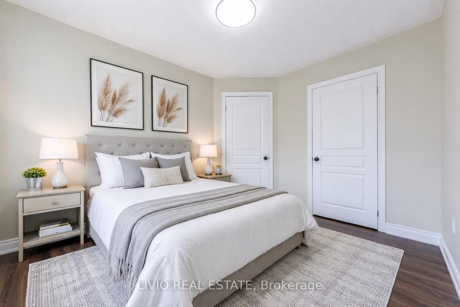 Semi-Detached House for sale at 48 Bonnie Braes Drive, Brampton, Ontario, L6Y 0Y5 - Credit Valley - MLS: W12987036