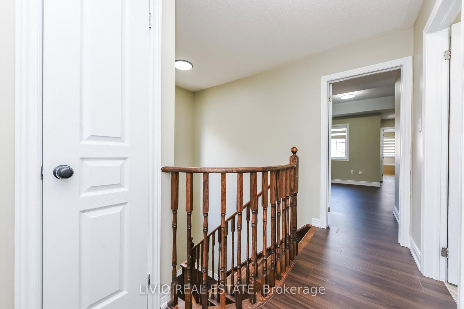 Semi-Detached House for sale at 48 Bonnie Braes Drive, Brampton, Ontario, L6Y 0Y5 - Credit Valley - MLS: W12987036