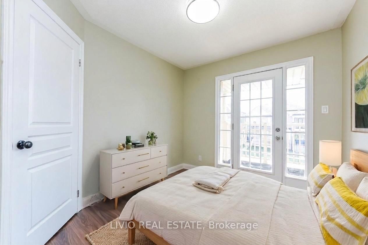 Semi-Detached House for sale at 48 Bonnie Braes Drive, Brampton, Ontario, L6Y 0Y5 - Credit Valley - MLS: W12987036