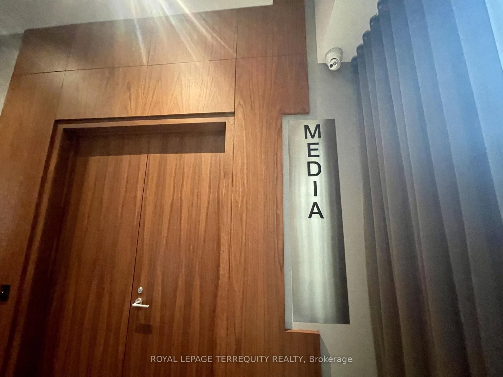 205 Sherway Gardens Road, Unit 1904 - Photo 16